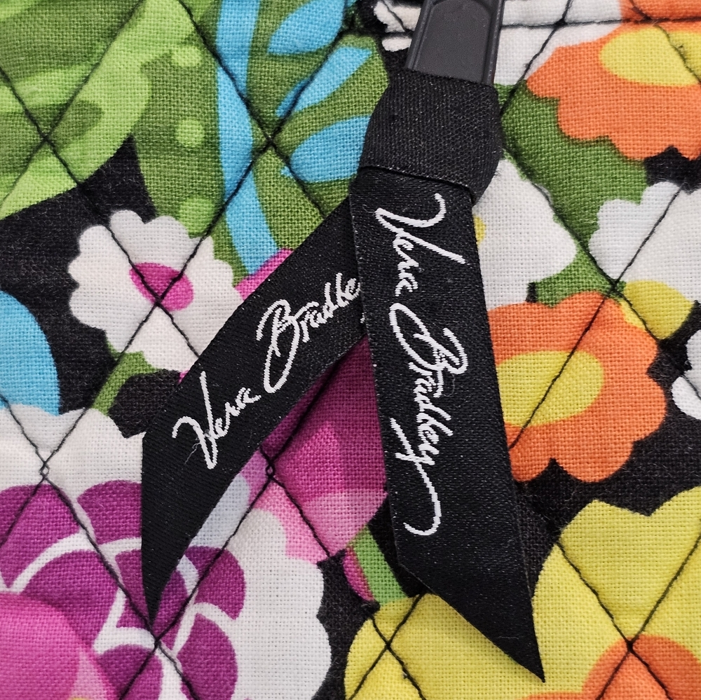 Vera Bradley Vibrant Floral Hipster/Crossbody Bag, GUC, Size Large - Picture 4 of 12